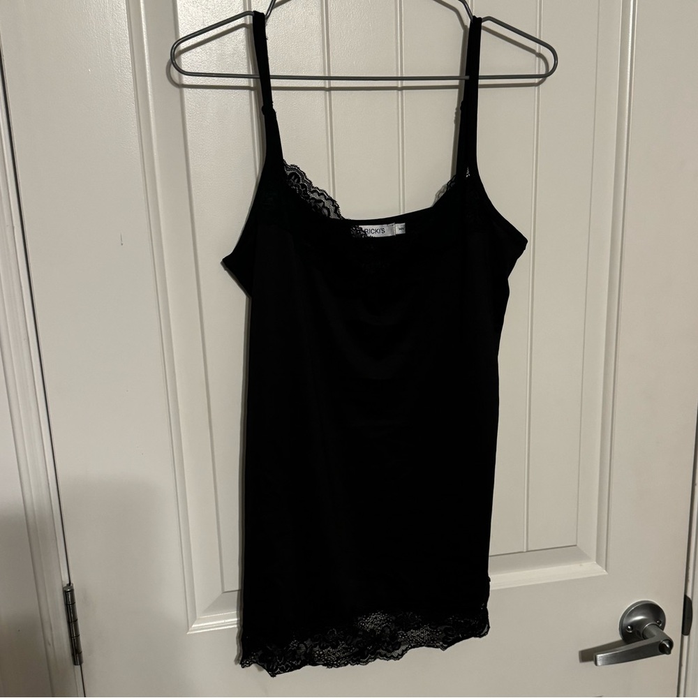 RICKI’s Silky tank with lace trim detail